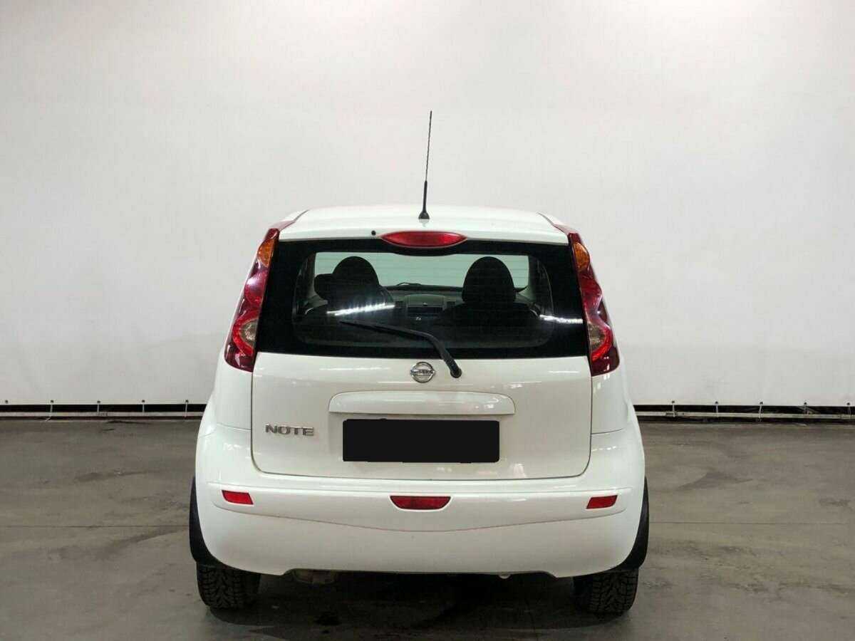Nissan Note б/у, 2013, Механическая. Фото: #5