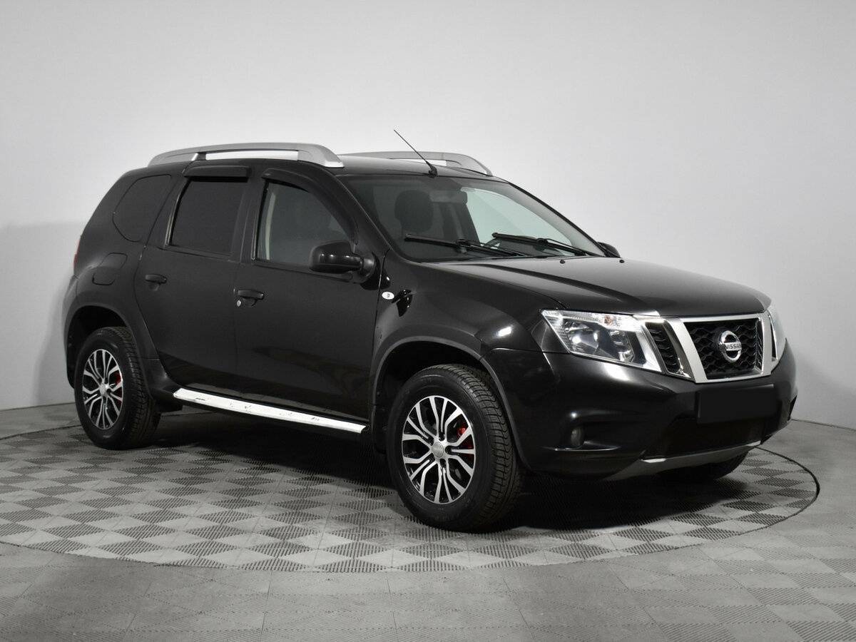 Nissan Terrano б/у, 2014, Механическая. Фото: #2