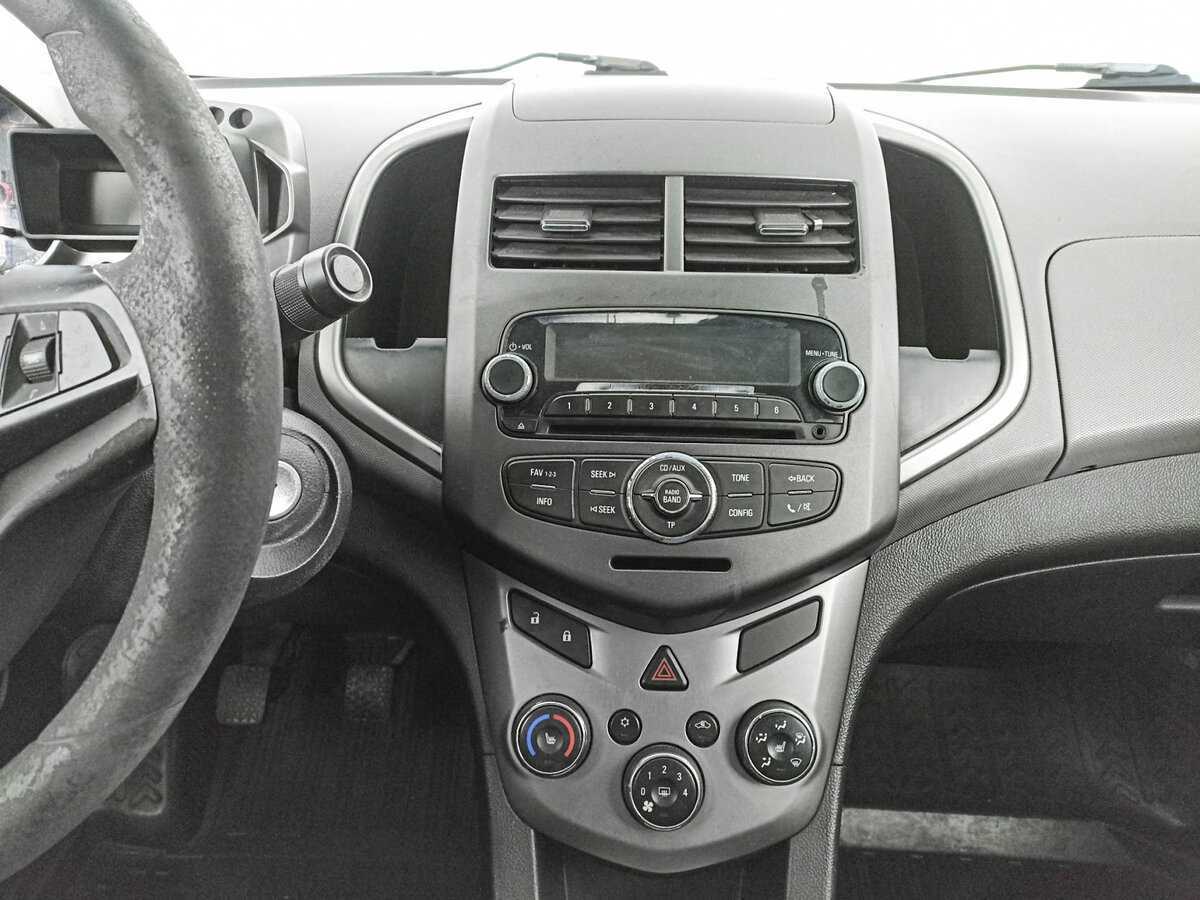 Chevrolet Aveo б/у, 2012, Механическая. Фото: #12