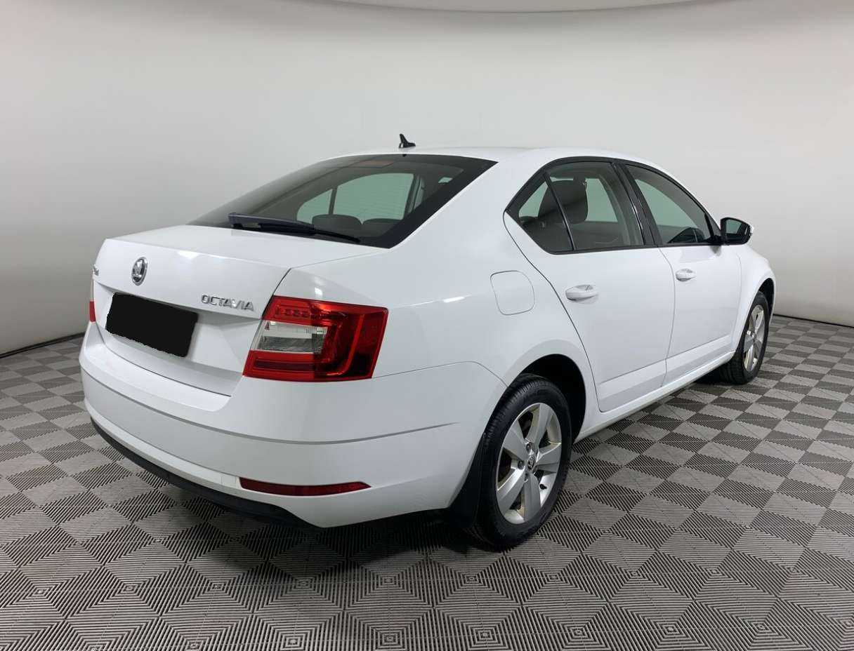 Skoda Octavia б/у, 2019, Роботизированная. Фото: #3