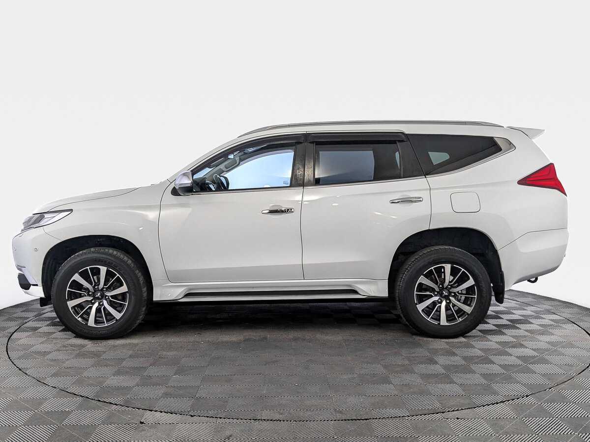 Mitsubishi Pajero Sport б/у, 2017, Автоматическая. Фото: #7