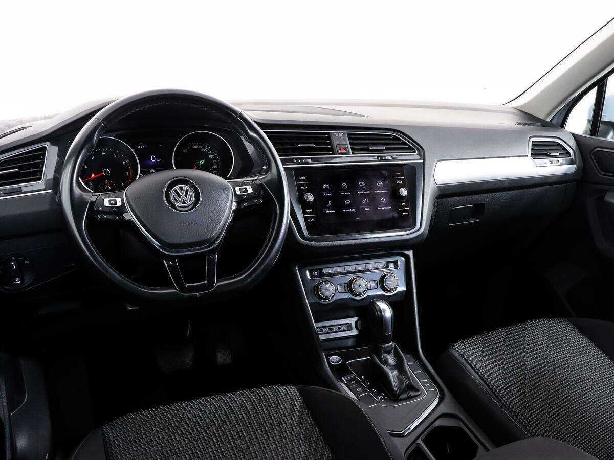 Volkswagen Tiguan б/у, 2020, Роботизированная. Фото: #10