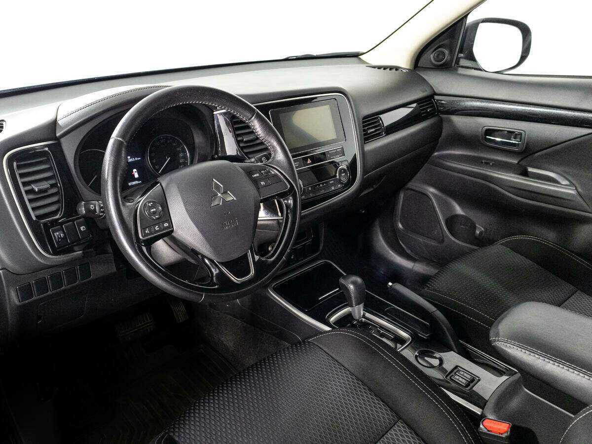 Mitsubishi Outlander б/у, 2019, Вариатор. Фото: #10