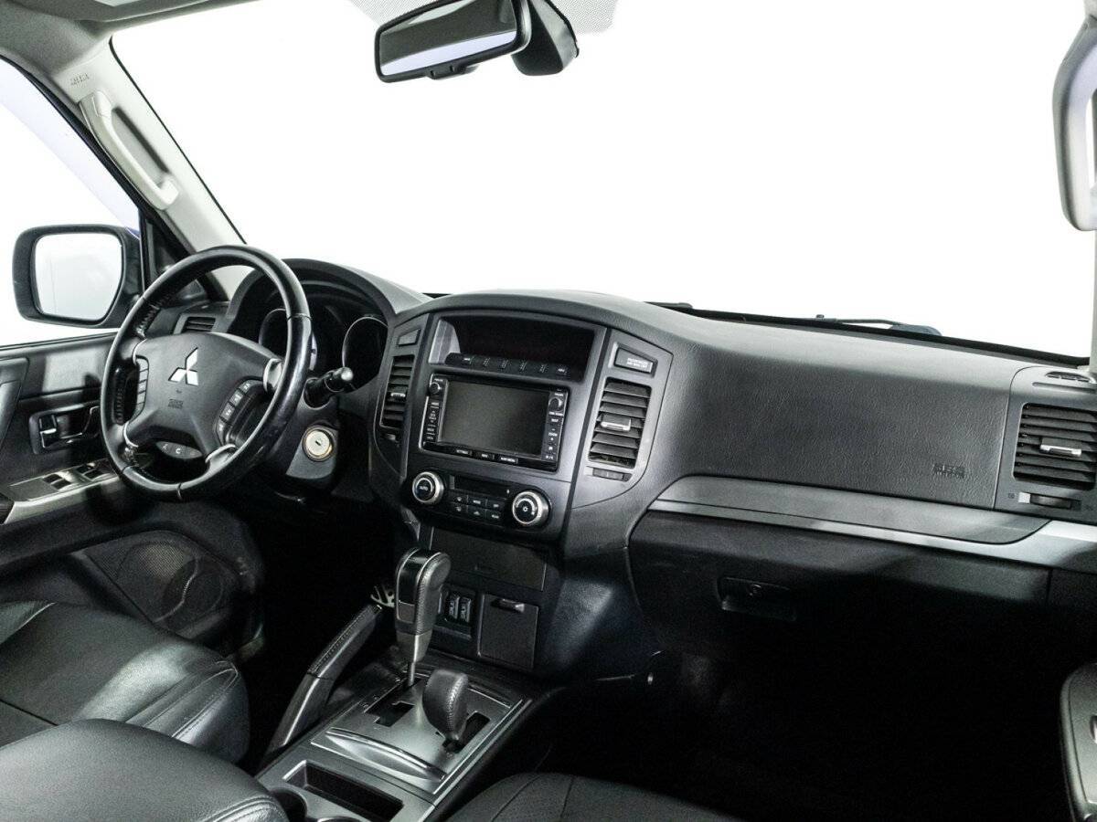 Mitsubishi Pajero б/у, 2012, Автоматическая. Фото: #6