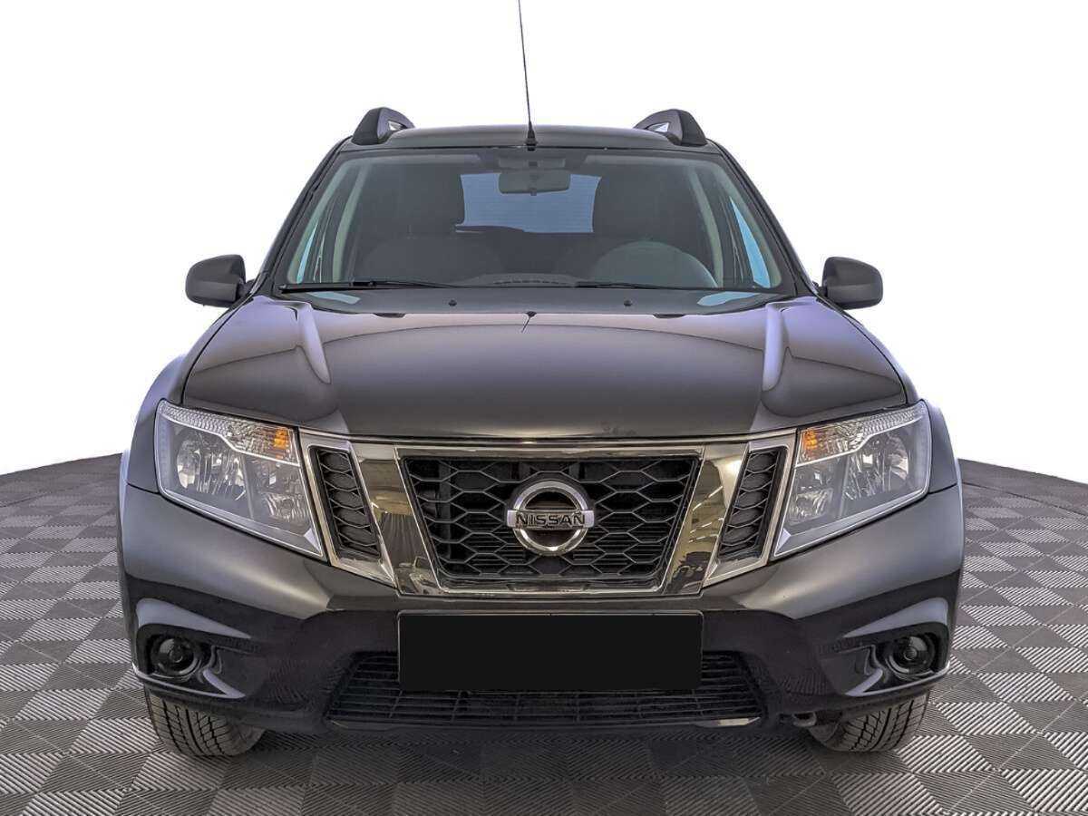 Nissan Terrano б/у, 2021, Механическая. Фото: #1