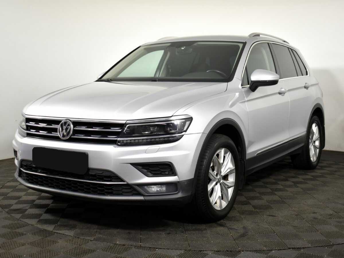 Volkswagen Tiguan б/у, 2017, Роботизированная. Посмотреть фото