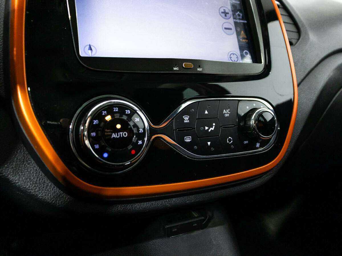 Renault Kaptur б/у, 2016, Автоматическая. Фото: #14