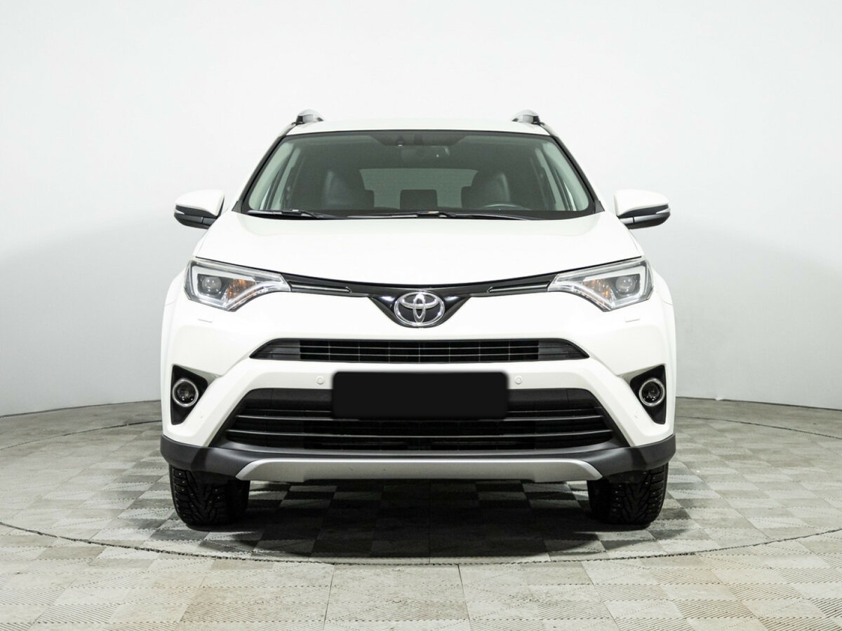 Toyota RAV4 б/у, 2017, Автоматическая. Фото: #1