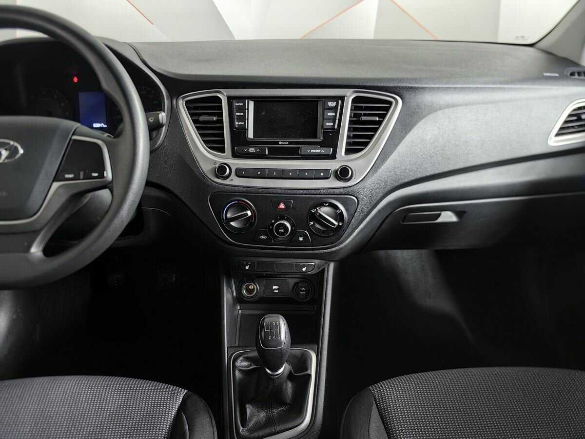 Hyundai Solaris б/у, 2021, Механическая. Фото: #10