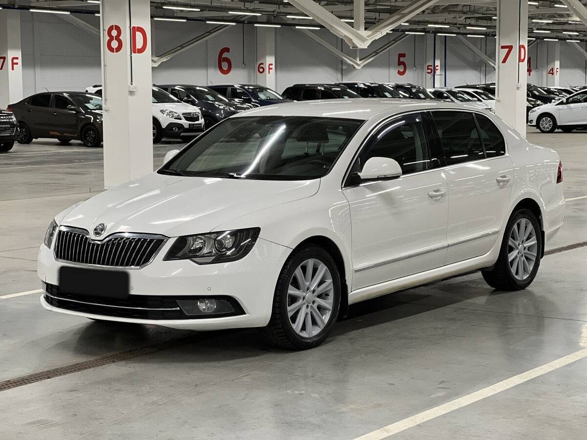 Skoda Superb б/у, 2014, Роботизированная. Фото: #0