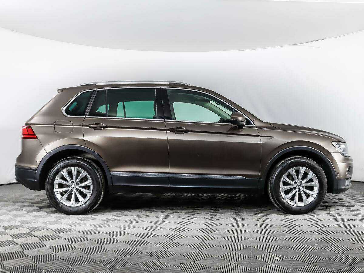 Volkswagen Tiguan б/у, 2017, Роботизированная. Фото: #3
