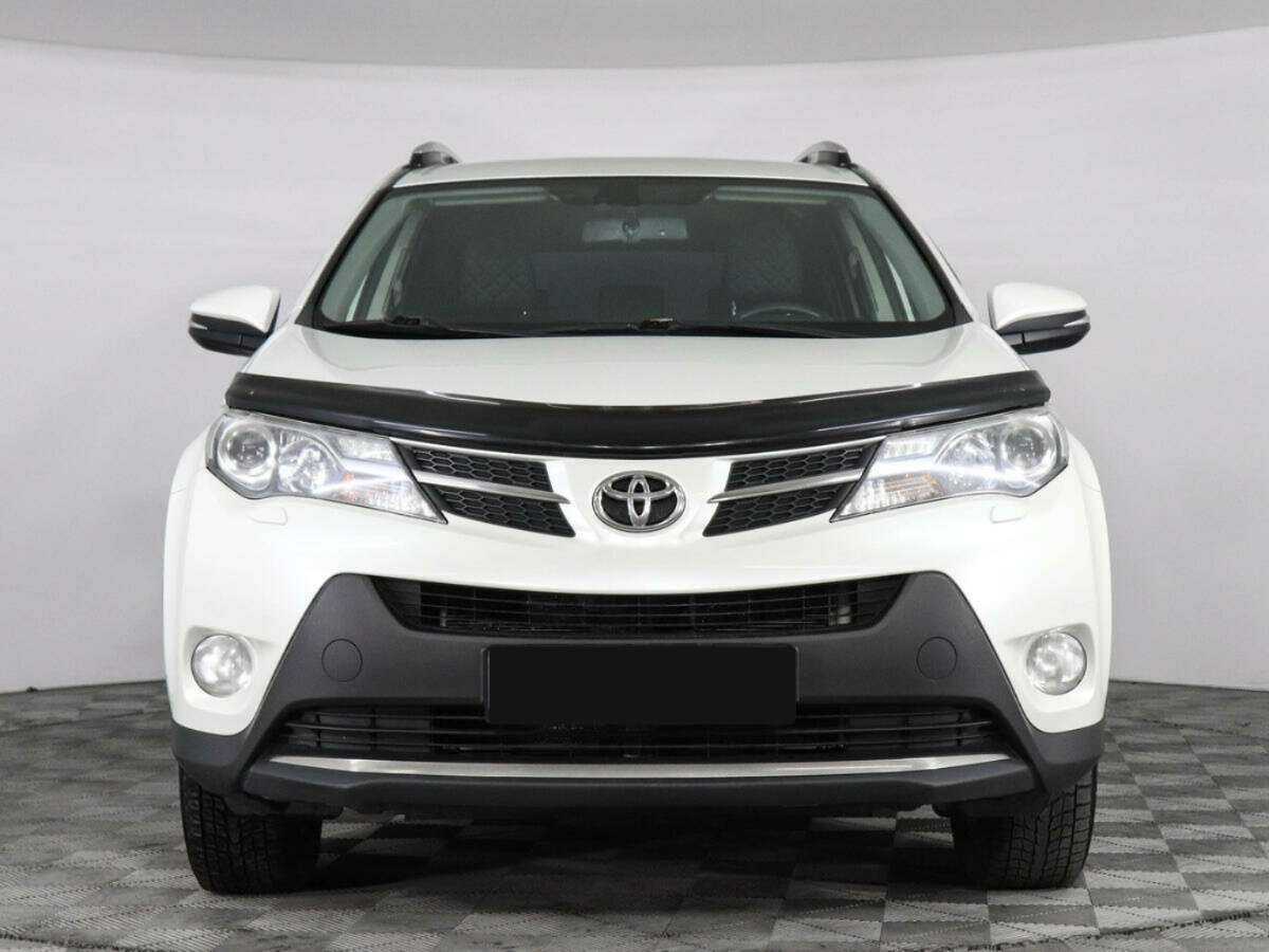 Toyota RAV4 б/у, 2014, Механическая. Фото: #1