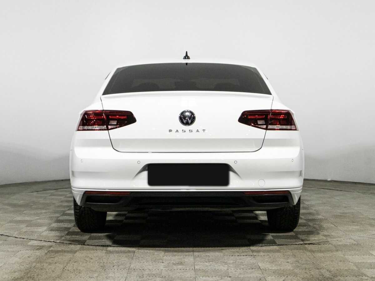 Volkswagen Passat б/у, 2021, Роботизированная. Фото: #5