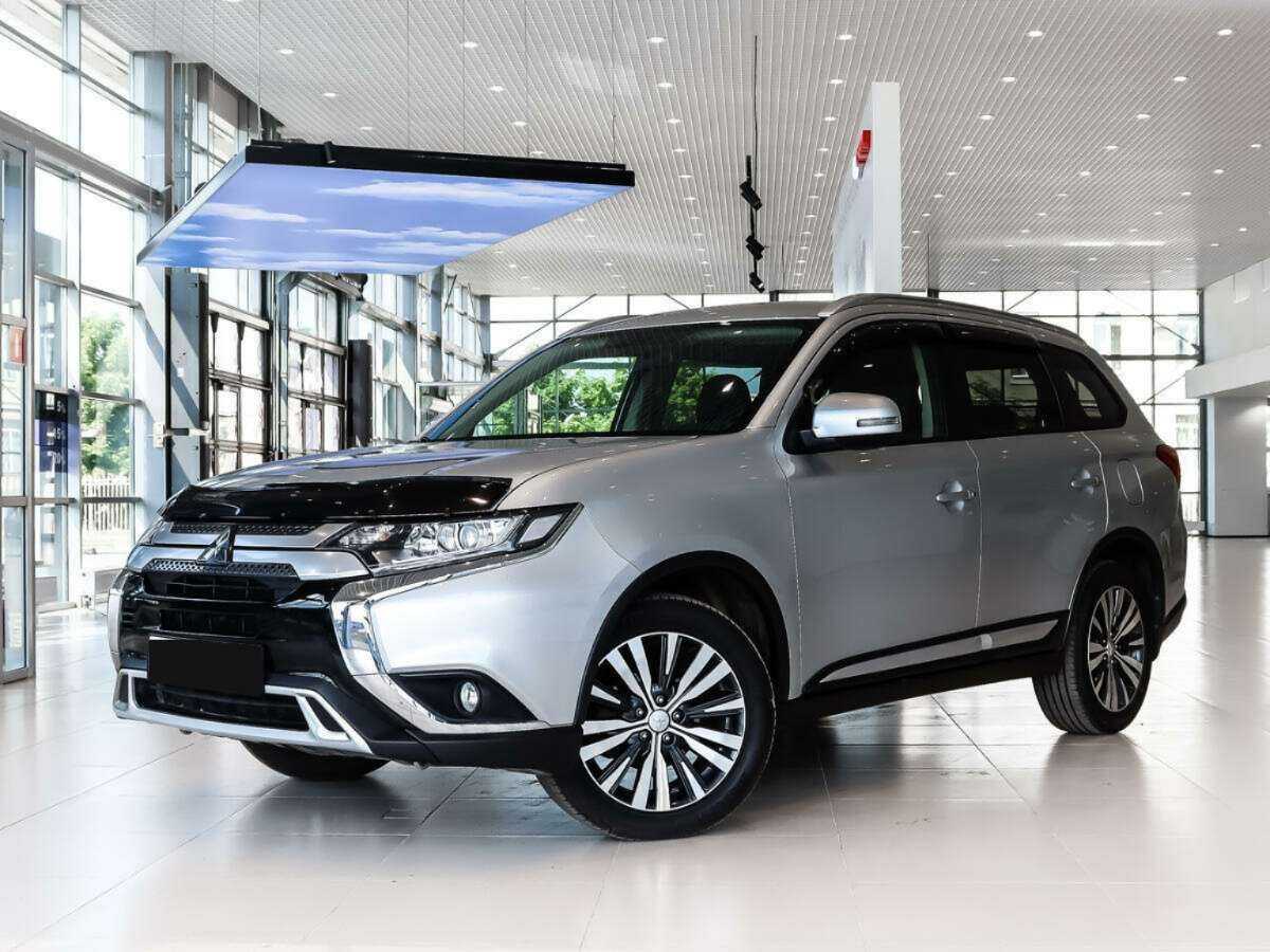 Mitsubishi Outlander б/у, 2019, Вариатор. Посмотреть фото
