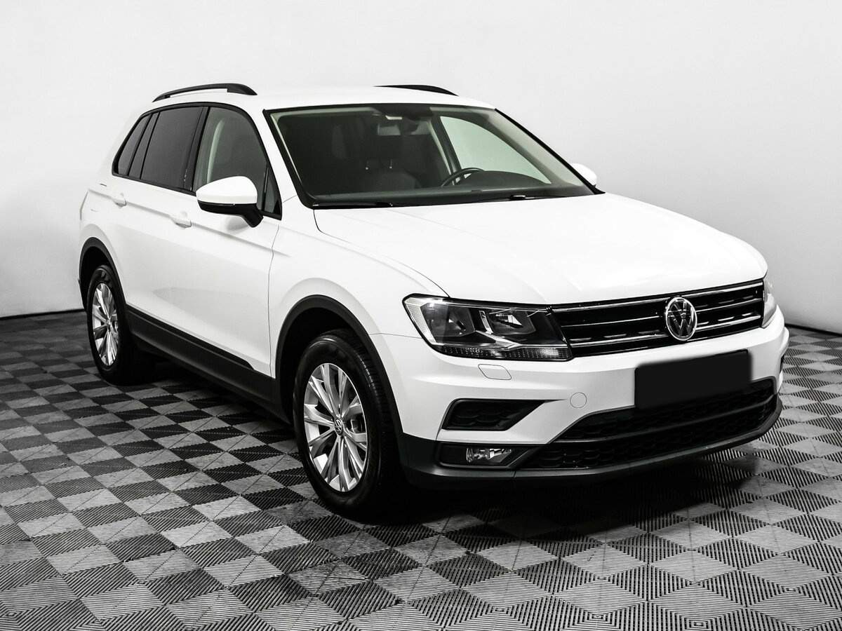 Volkswagen Tiguan б/у, 2018, Роботизированная. Фото: #2