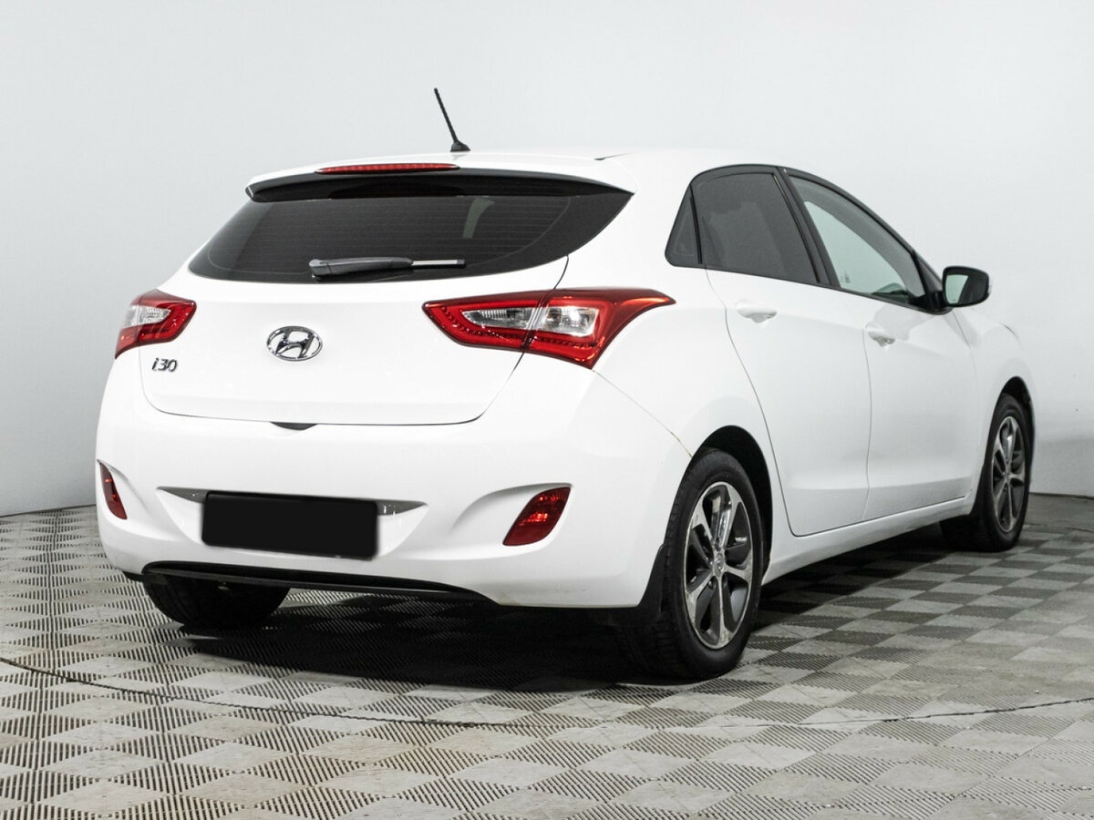 Hyundai i30 б/у, 2015, Автоматическая. Фото: #4