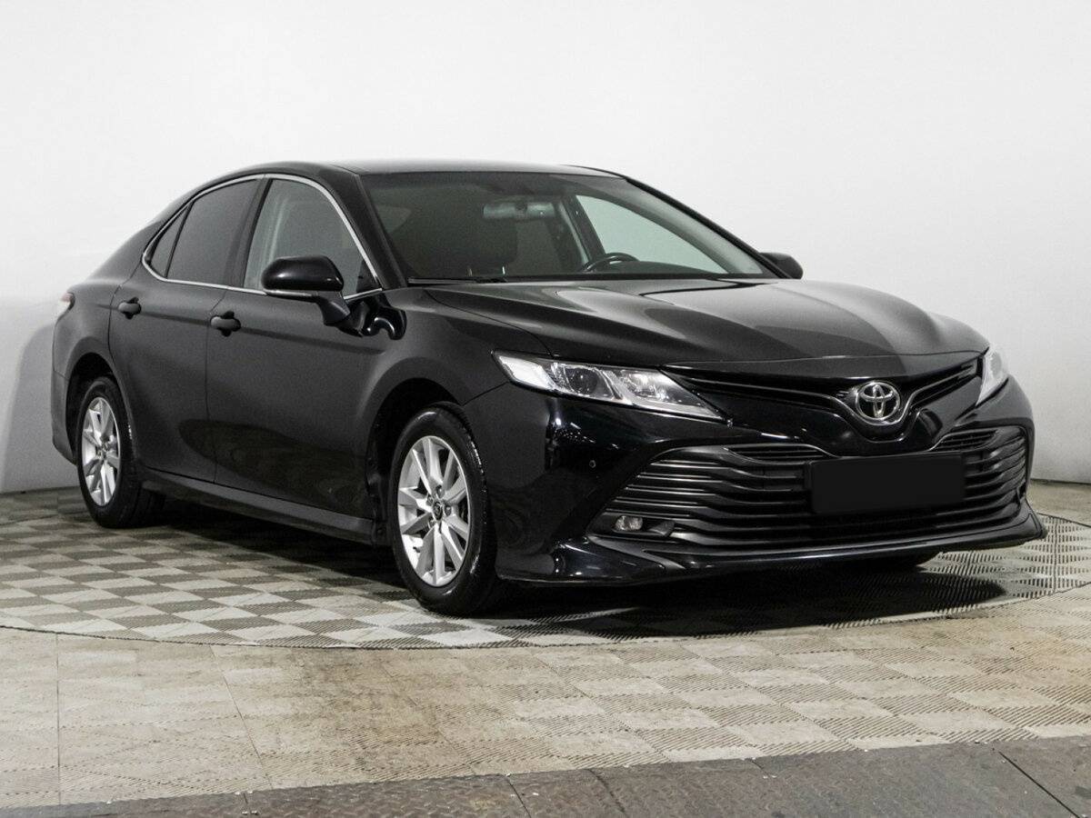 Toyota Camry б/у, 2018, Автоматическая. Фото: #2