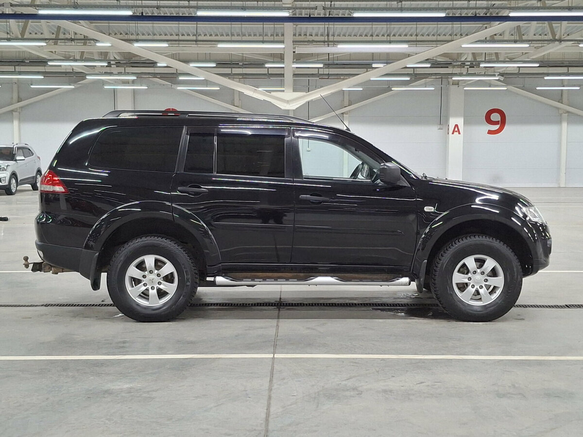 Mitsubishi Pajero Sport б/у, 2014, Механическая. Фото: #3