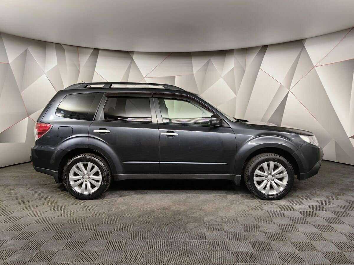Subaru Forester б/у, 2012, Механическая. Фото: #5