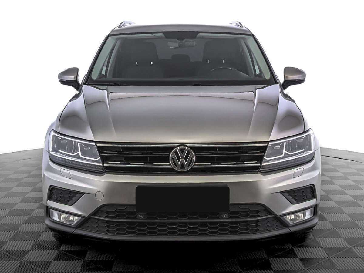 Volkswagen Tiguan б/у, 2017, Роботизированная. Фото: #1