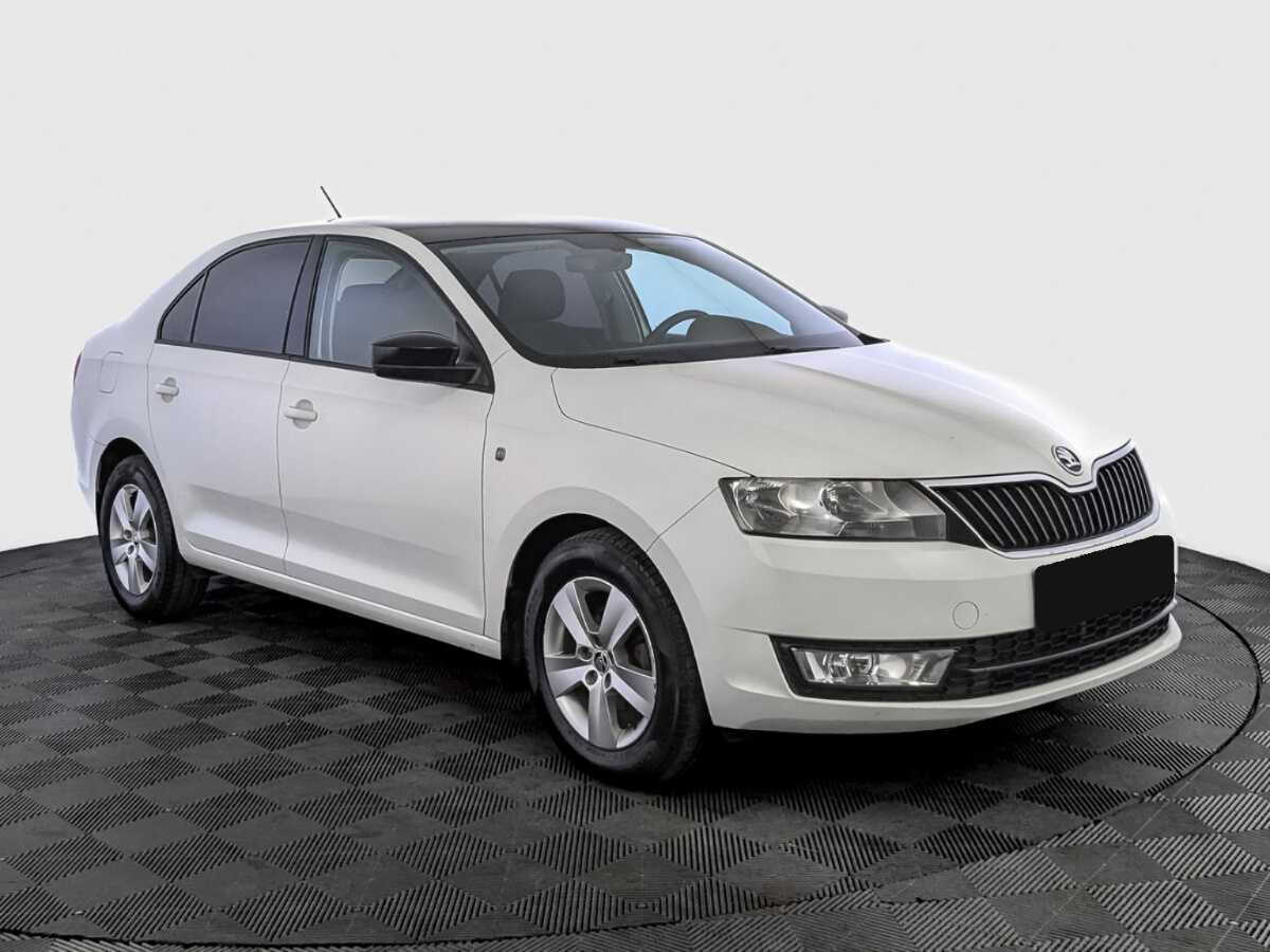 Skoda Rapid б/у, 2017, Механическая. Фото: #2