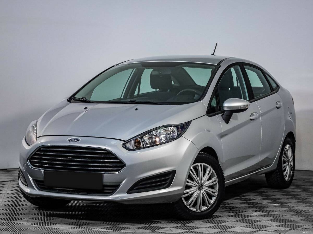 Ford Fiesta б/у, 2016, Роботизированная. Фото: #0
