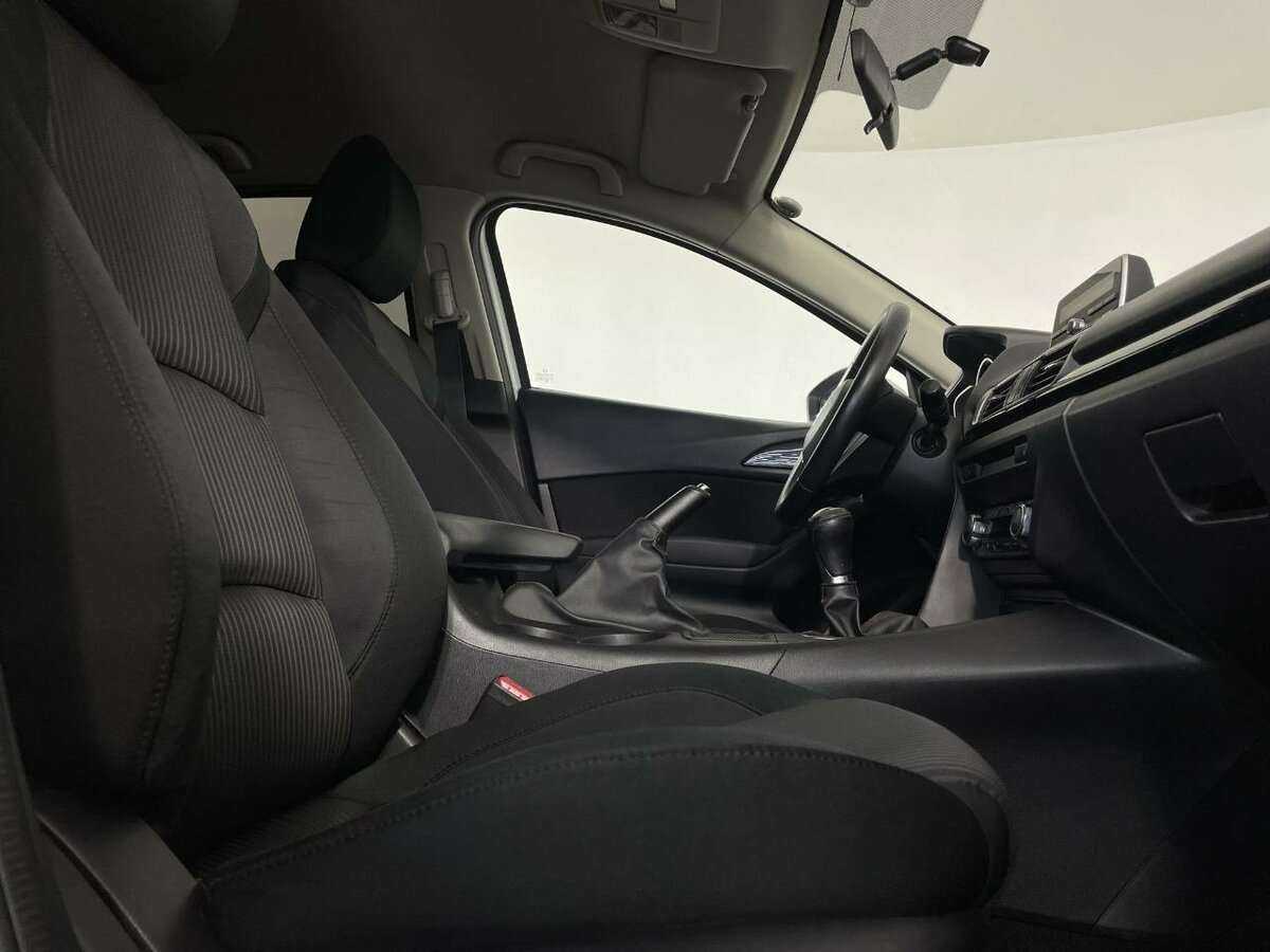 Mazda 3 б/у, 2014, Механическая. Фото: #13
