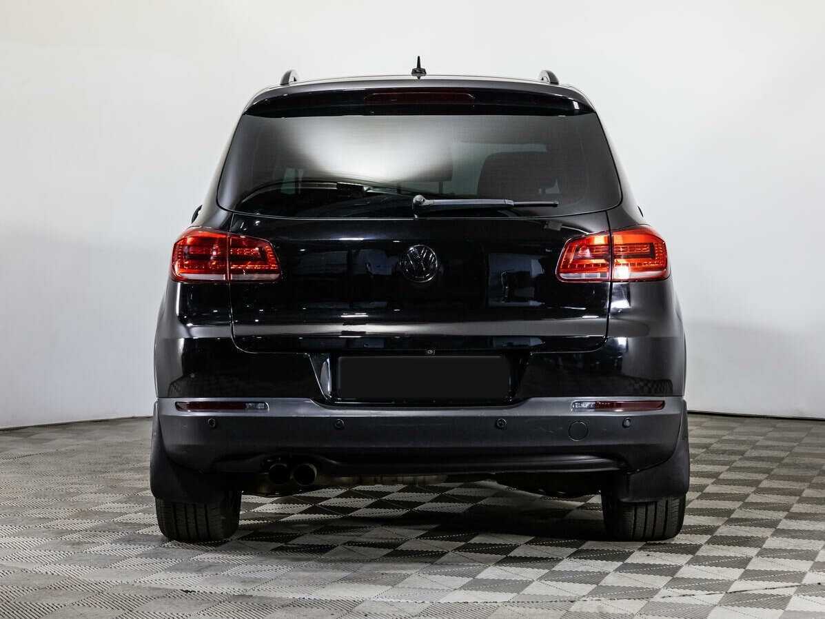 Volkswagen Tiguan б/у, 2015, Автоматическая. Фото: #4