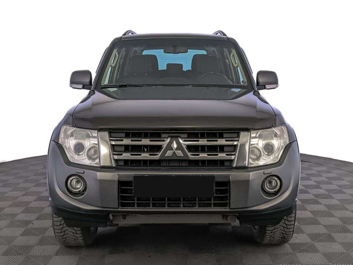 Mitsubishi Pajero б/у, 2013, Автоматическая. Фото: #1