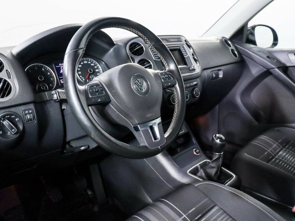 Volkswagen Tiguan б/у, 2016, Механическая. Фото: #10