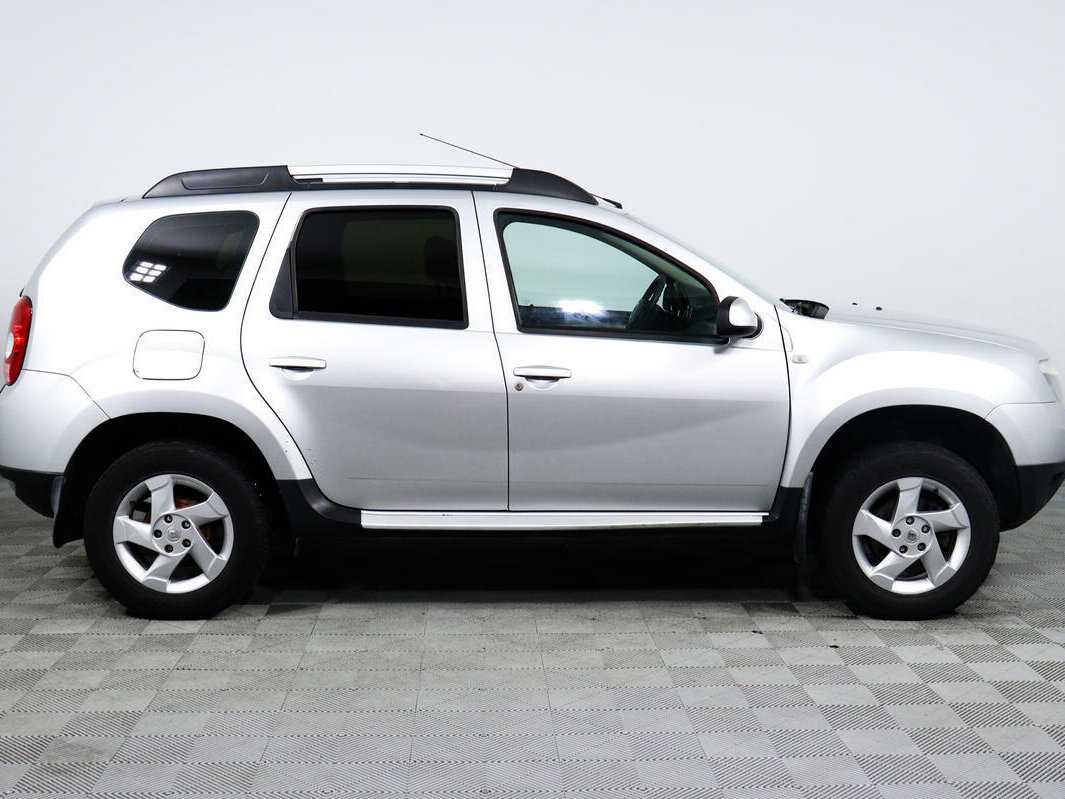 Renault Duster б/у, 2014, Механическая. Фото: #3