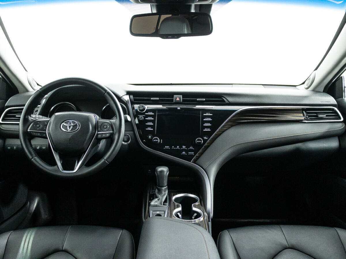 Toyota Camry б/у, 2020, Автоматическая. Фото: #12