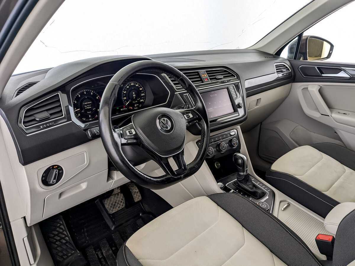 Volkswagen Tiguan б/у, 2017, Роботизированная. Фото: #15