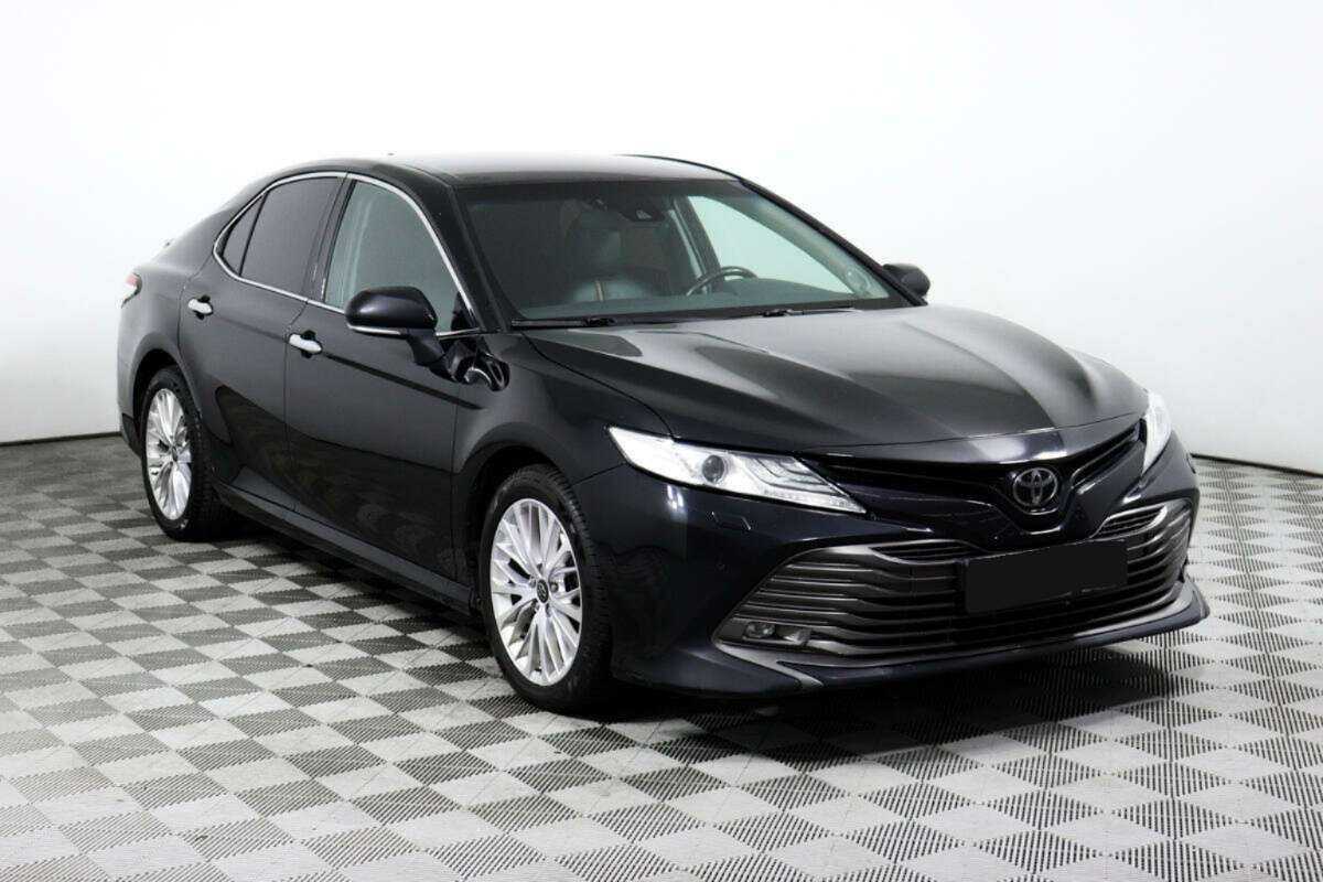 Toyota Camry б/у, 2018, Автоматическая. Фото: #2