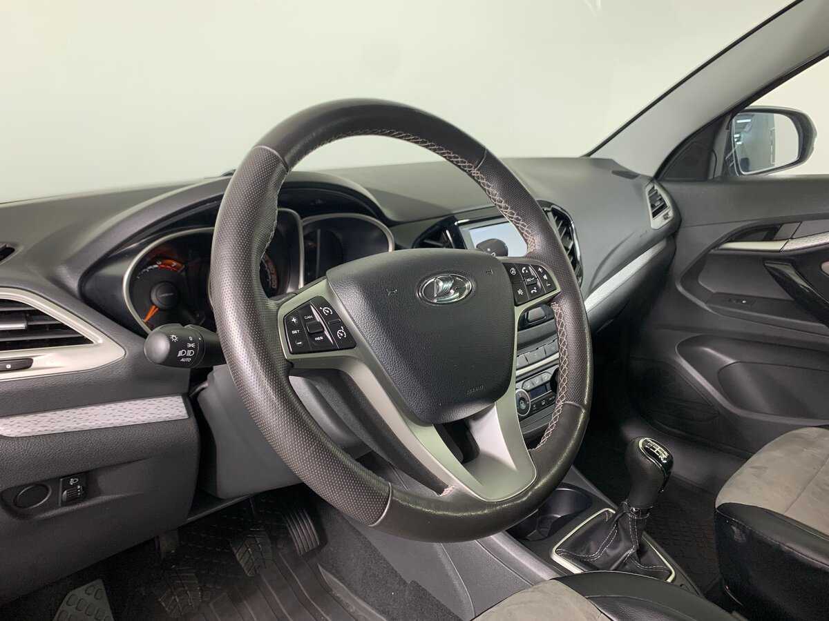 Lada (ВАЗ) Vesta б/у, 2020, Механическая. Фото: #11