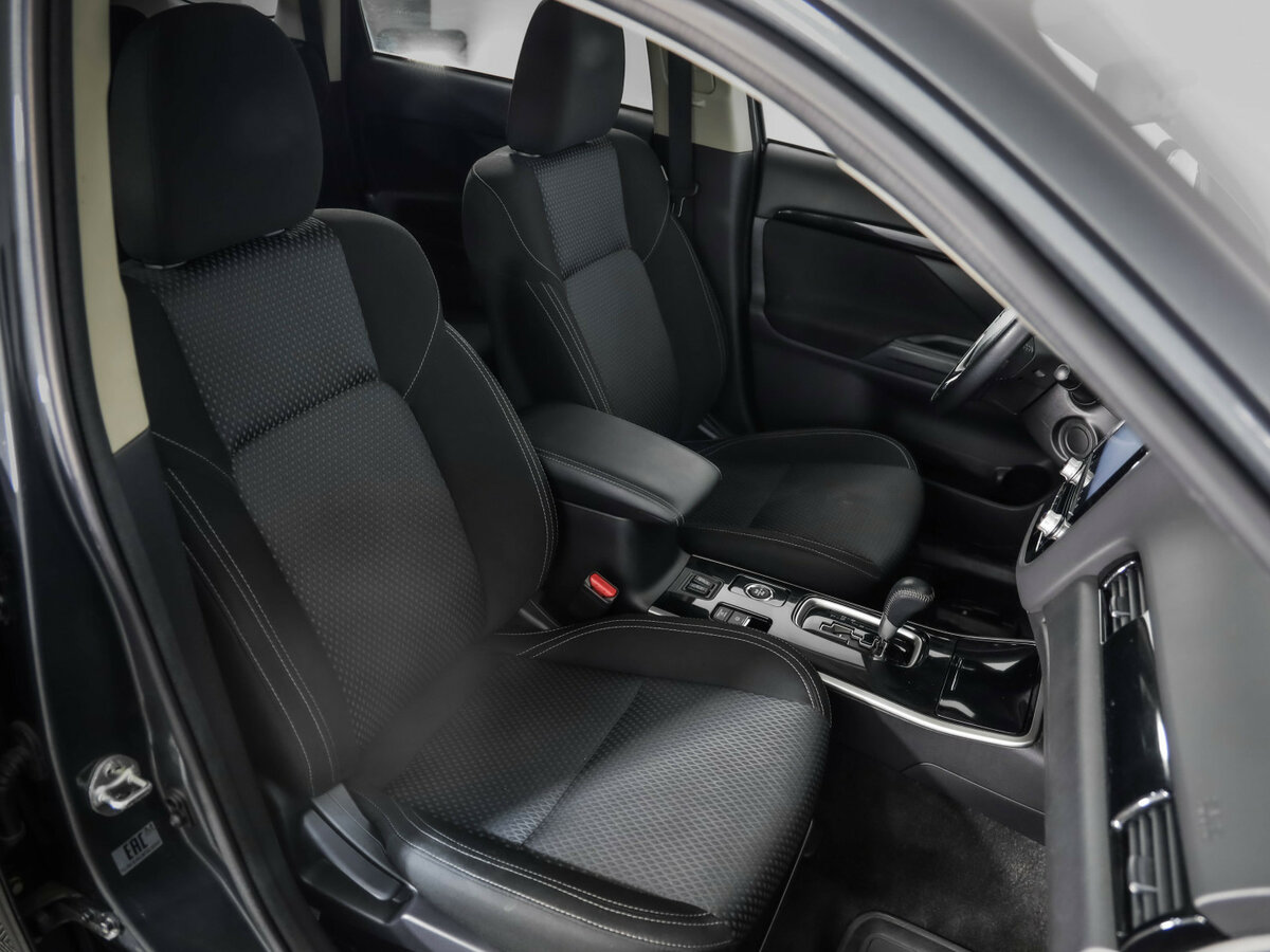 Mitsubishi Outlander б/у, 2021, Вариатор. Фото: #23