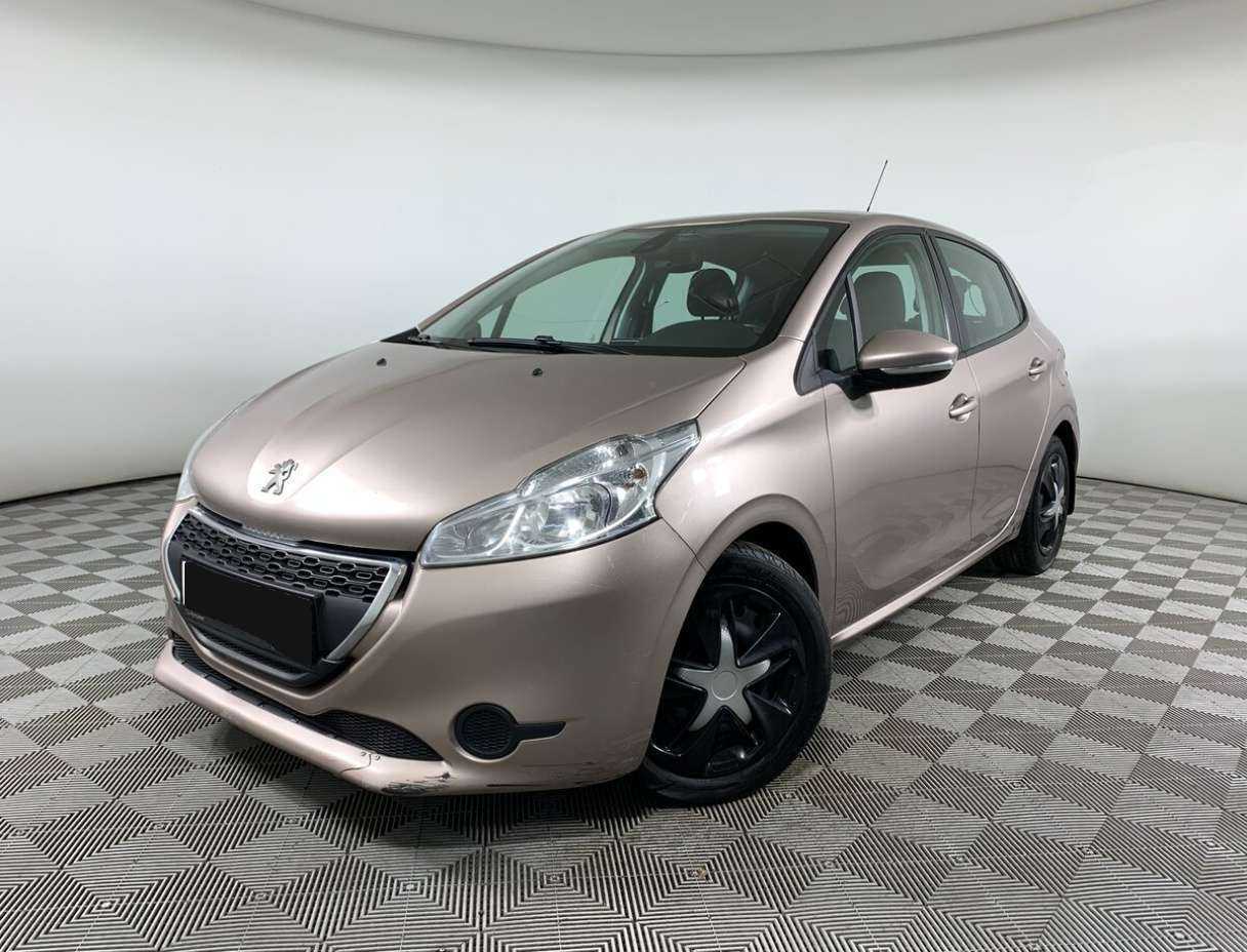 Peugeot 208 б/у, 2013, Автоматическая. Фото: #0