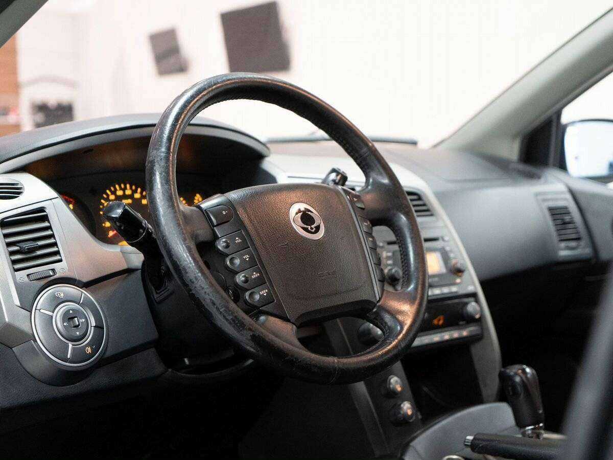 SsangYong Kyron б/у, 2013, Автоматическая. Фото: #4