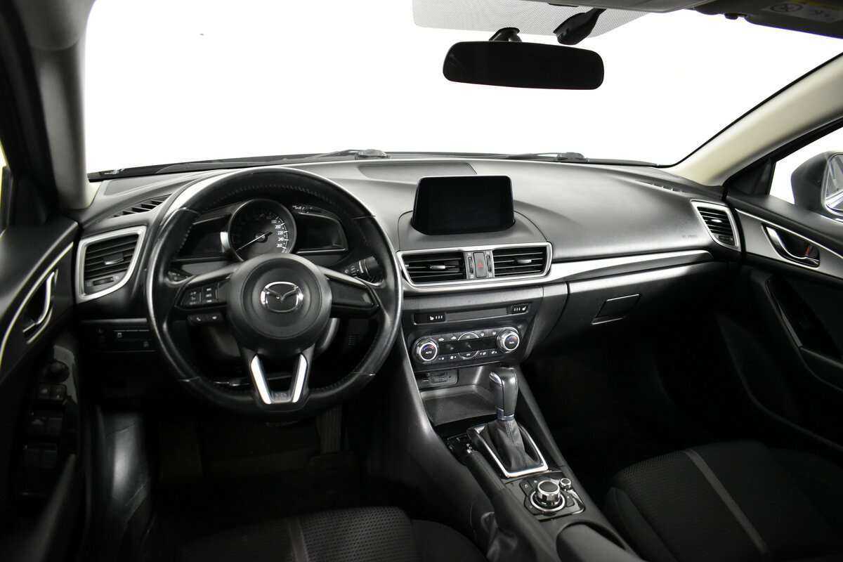 Mazda 3 б/у, 2017, Автоматическая. Фото: #10