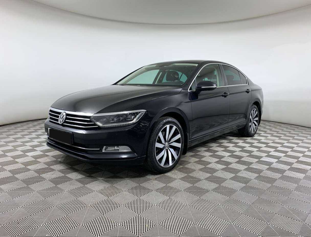 Volkswagen Passat б/у, 2019, Роботизированная. Посмотреть фото