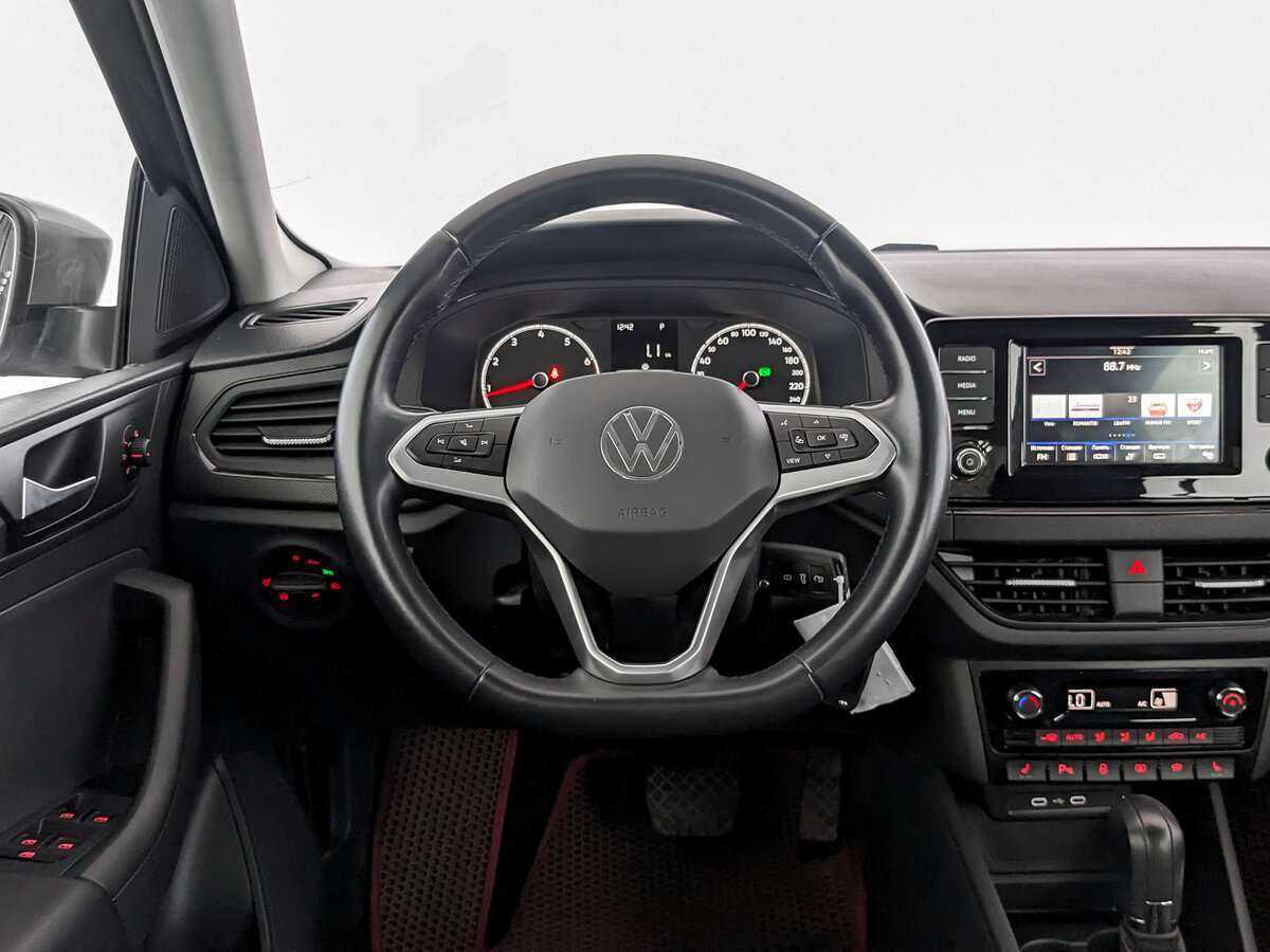 Volkswagen Polo б/у, 2020, Автоматическая. Фото: #19