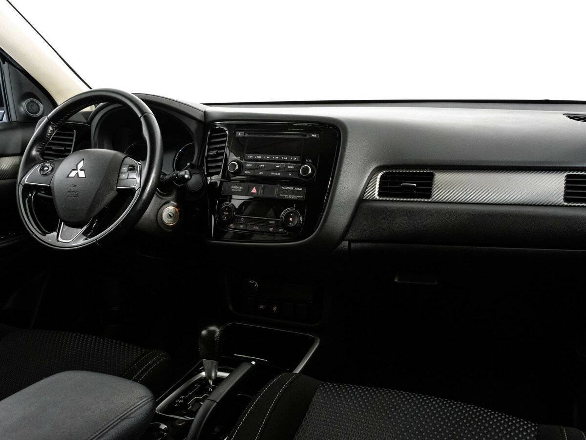 Mitsubishi Outlander б/у, 2018, Вариатор. Фото: #8