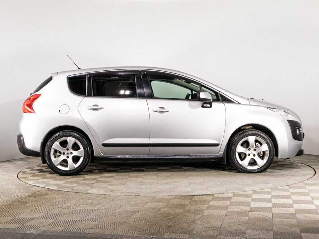 Peugeot 3008 б/у, 2012, Автоматическая. Фото: #3