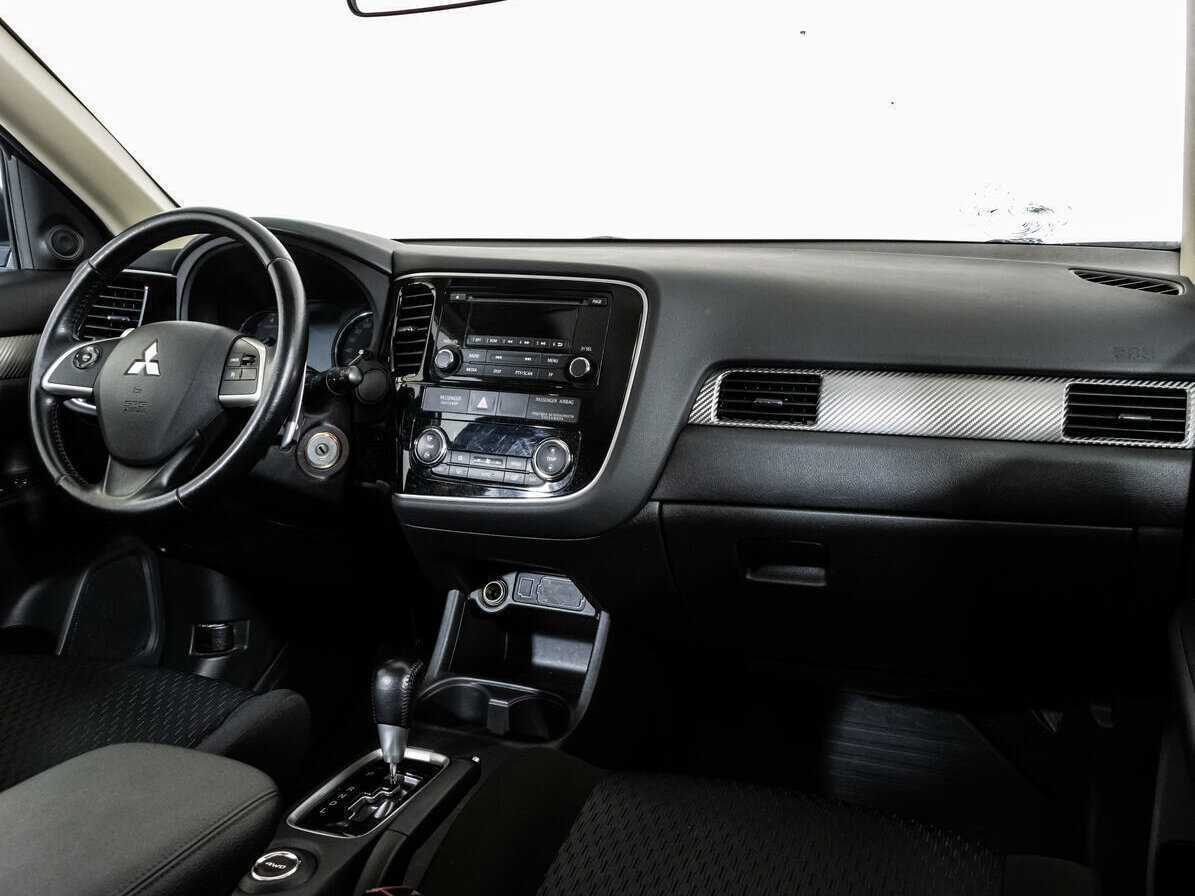 Mitsubishi Outlander б/у, 2014, Вариатор. Фото: #6