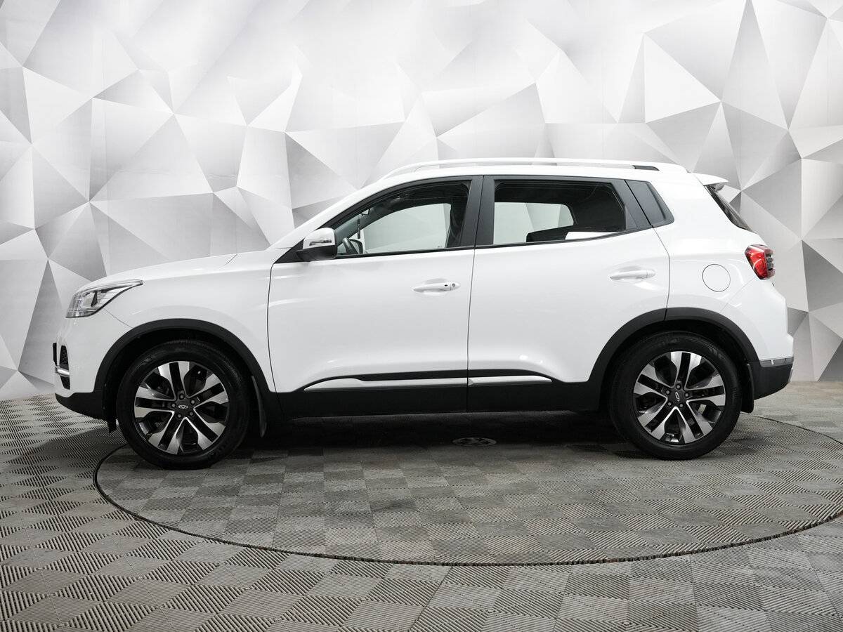 Chery Tiggo 4 б/у, 2022, Роботизированная. Фото: #1