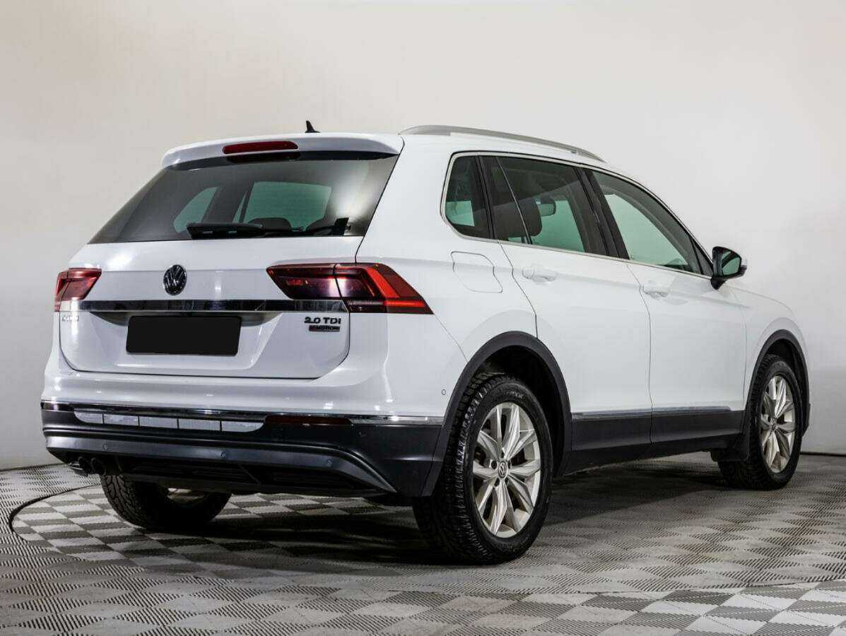 Volkswagen Tiguan б/у, 2017, Роботизированная. Фото: #3