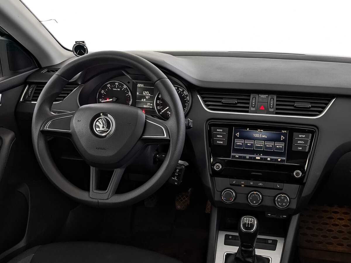 Skoda Octavia б/у, 2017, Механическая. Фото: #24