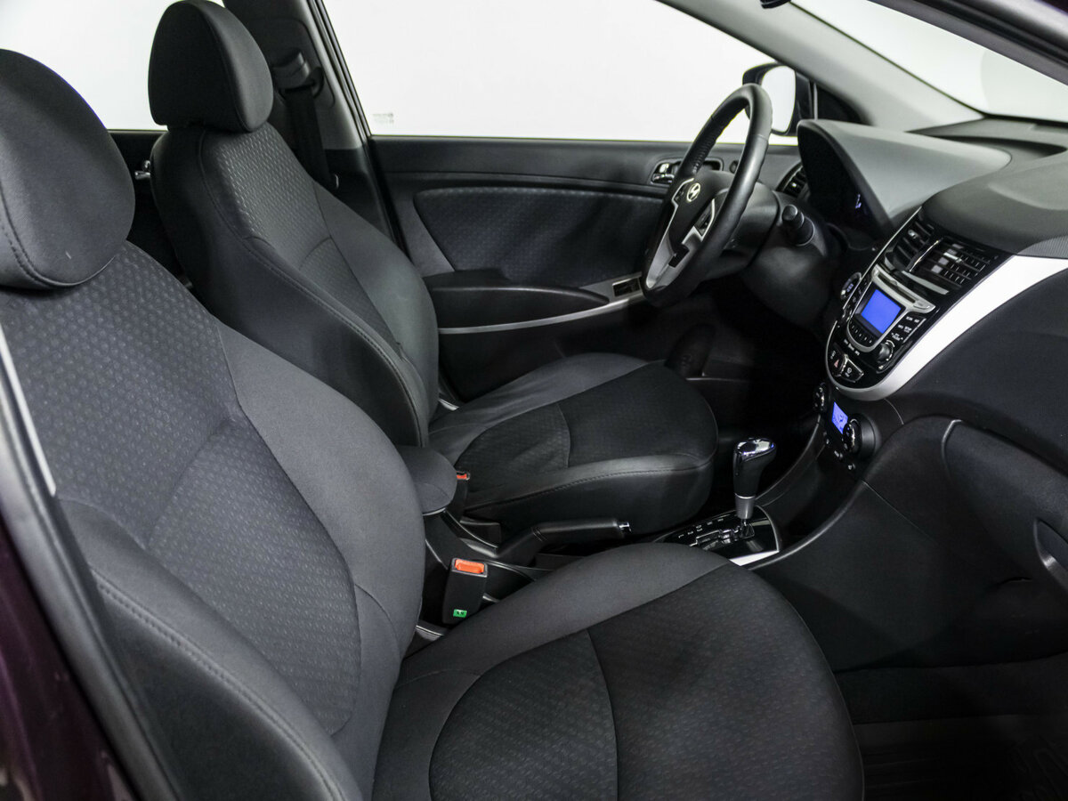 Hyundai Solaris б/у, 2012, Автоматическая. Фото: #7