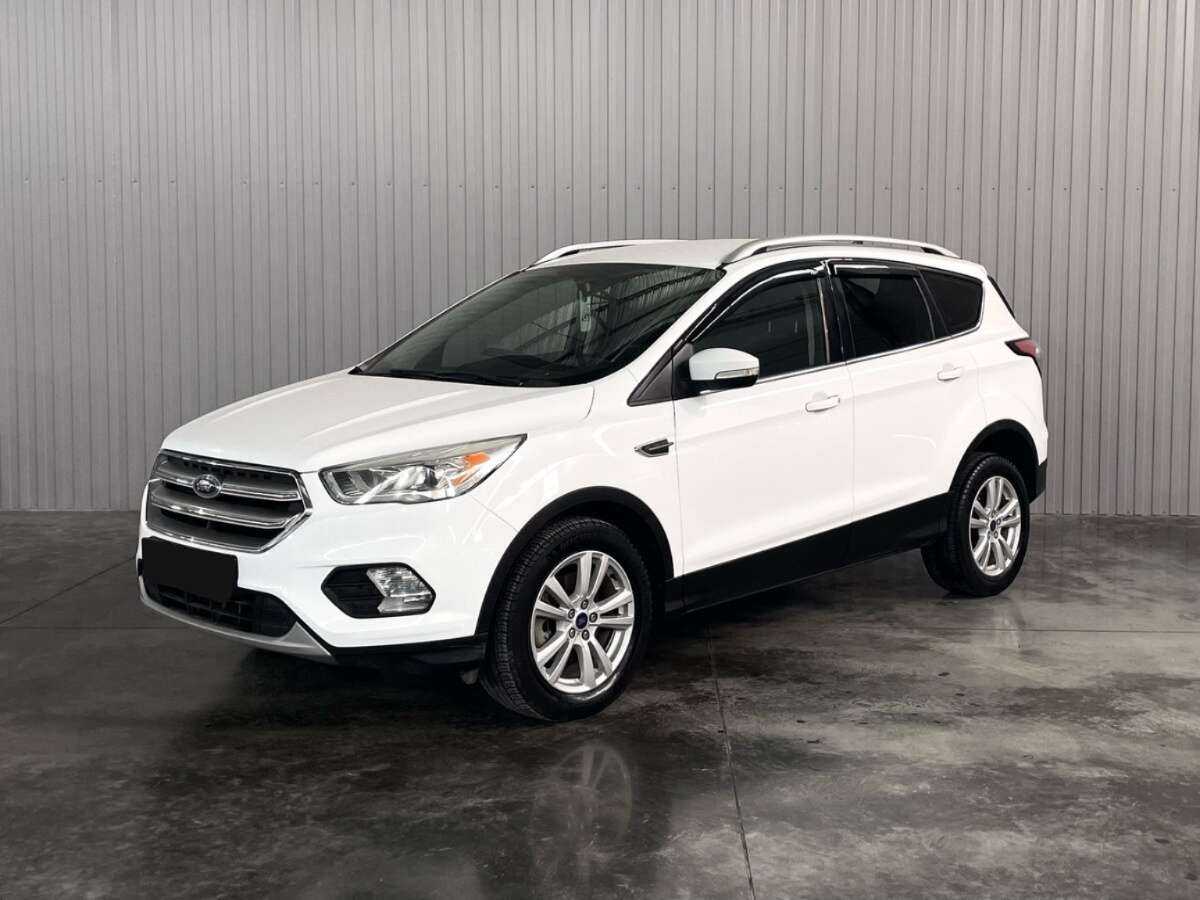 Ford Kuga б/у, 2017, Автоматическая. Фото: #0