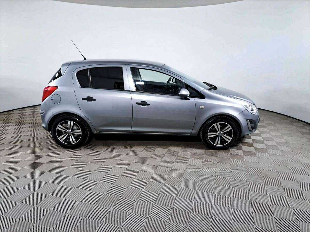 Opel Corsa б/у, 2012, Механическая. Фото: #3